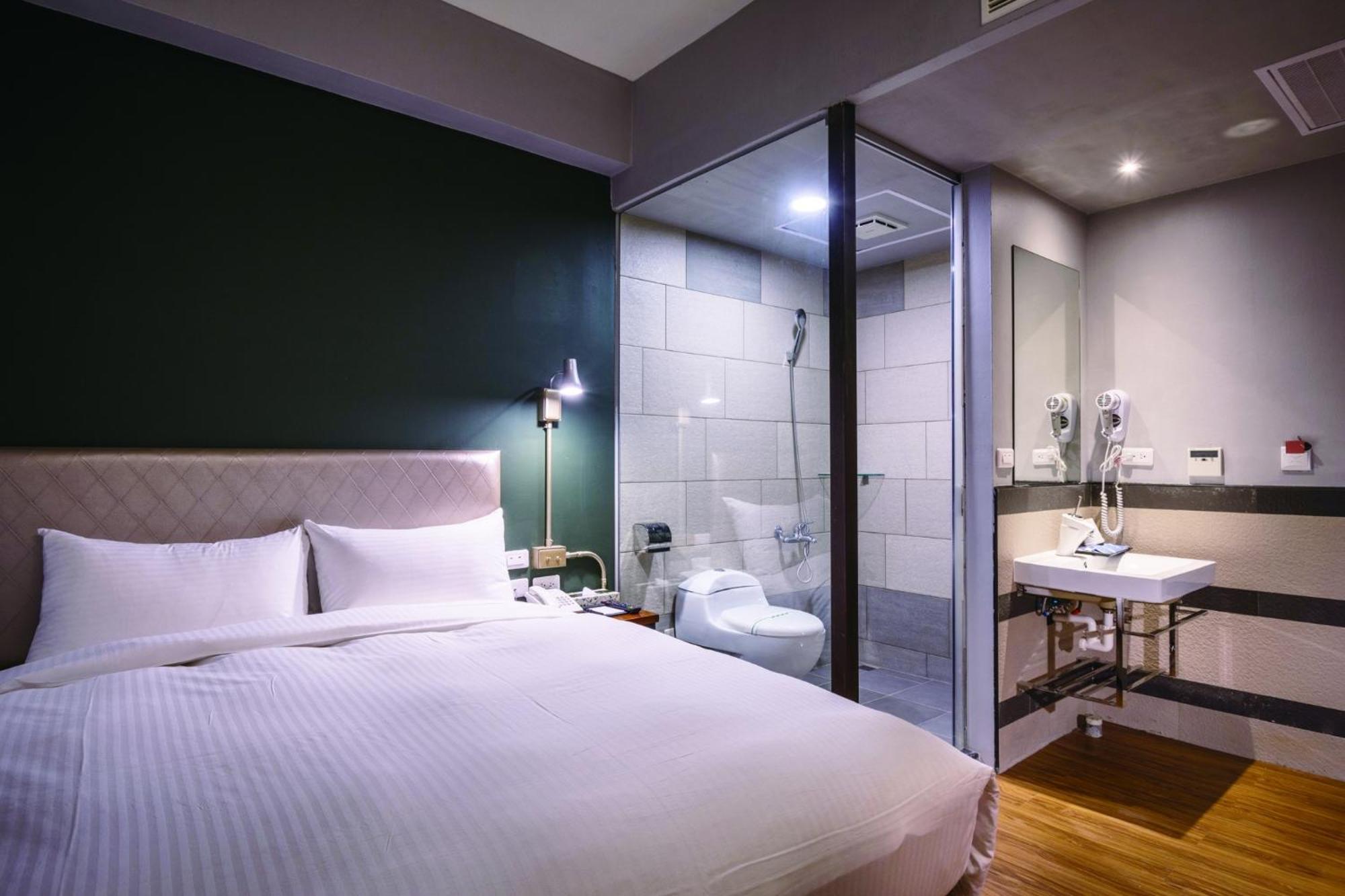 Tourism Inn Tainan Room photo