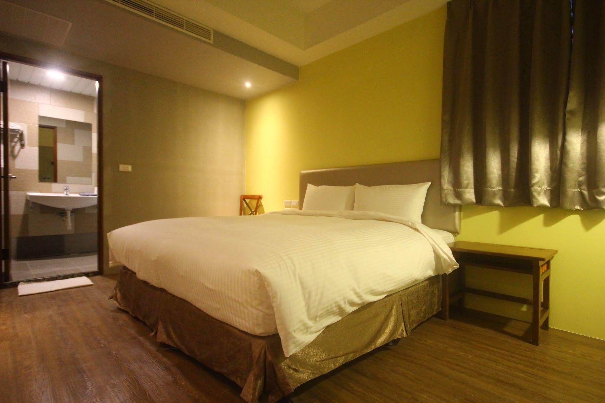 Tourism Inn Tainan Exterior photo